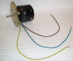 SMITH HEAVY DUTY MOTOR C/W MTG PLATE & SCREWS